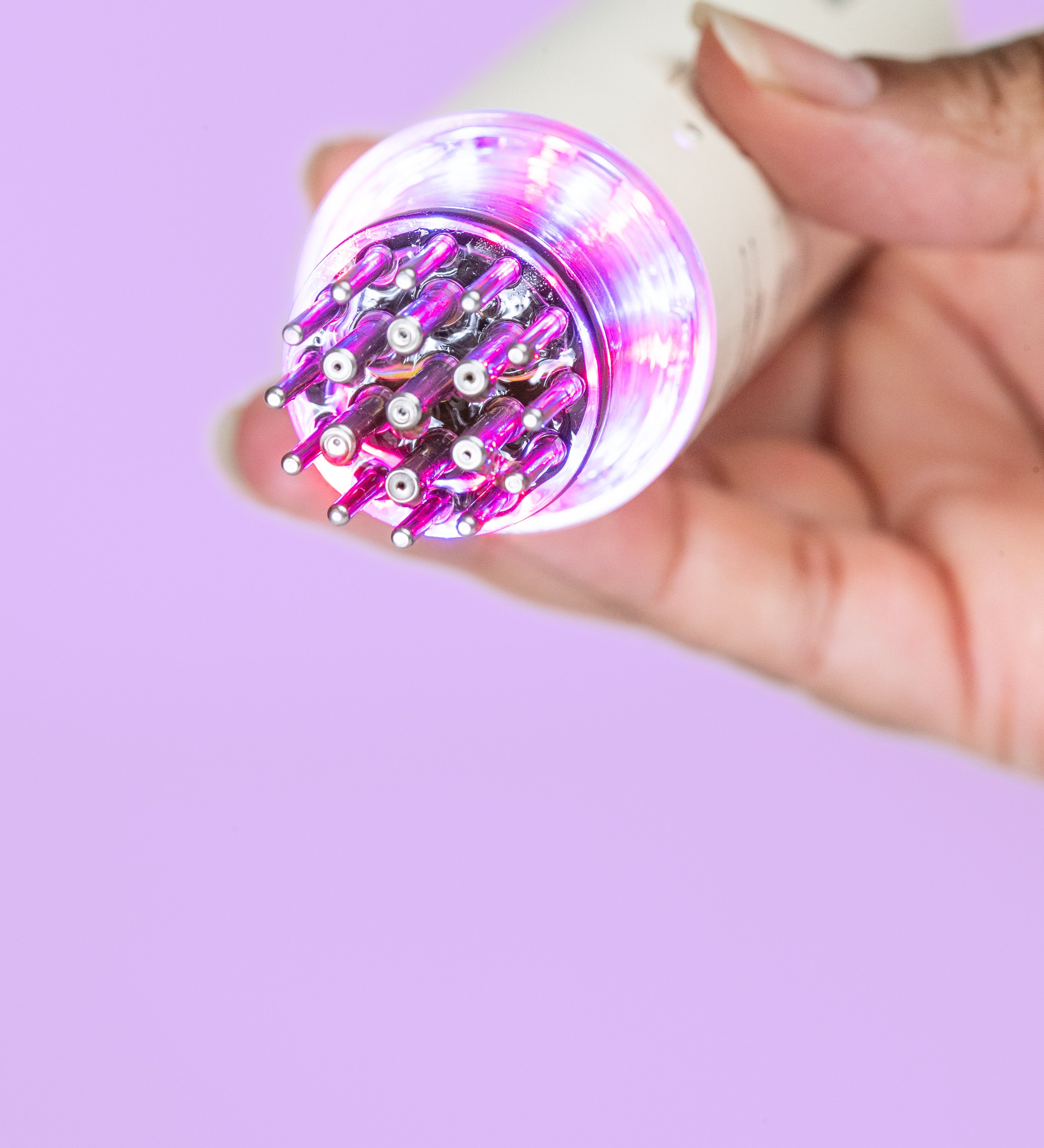 The Leona 2.0 Is Back: A Better Way to Support Hair Growth for Curly Hair